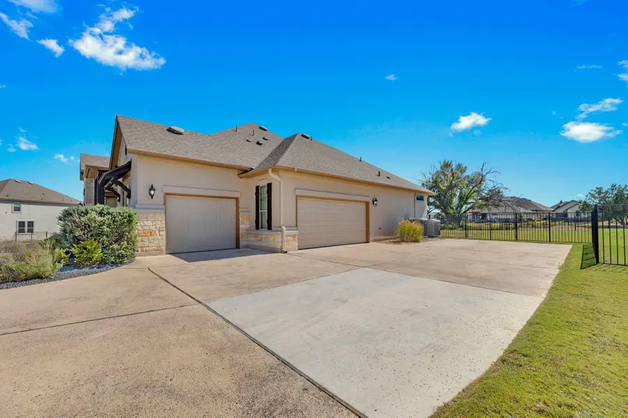 105 Stone Pony, Liberty Hill, TX 78642 - Image #3