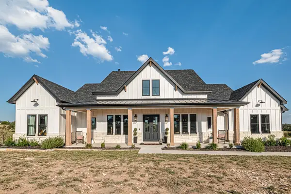 871 Blackbuck Ridge Dr, Lampasas, TX 76550