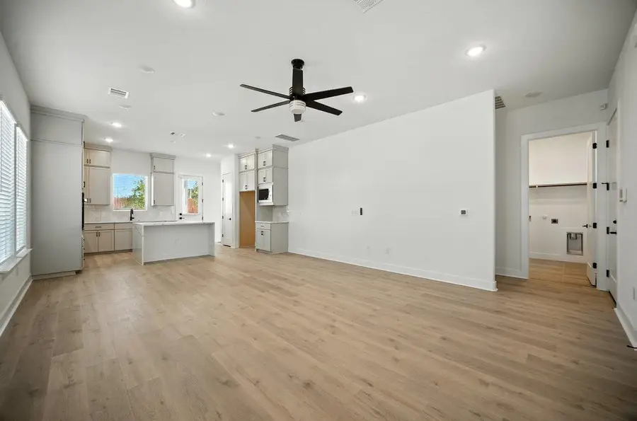 1703 Kit Cir, Austin, TX 78758 - Image #2