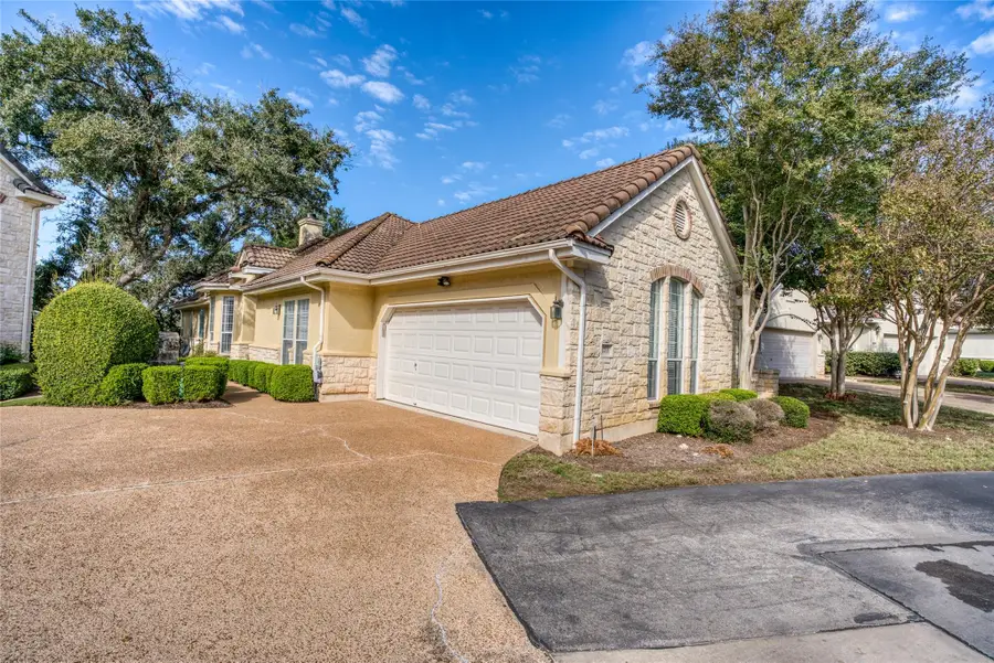 219 The Hills Dr #5, The Hills, TX 78738 - #3