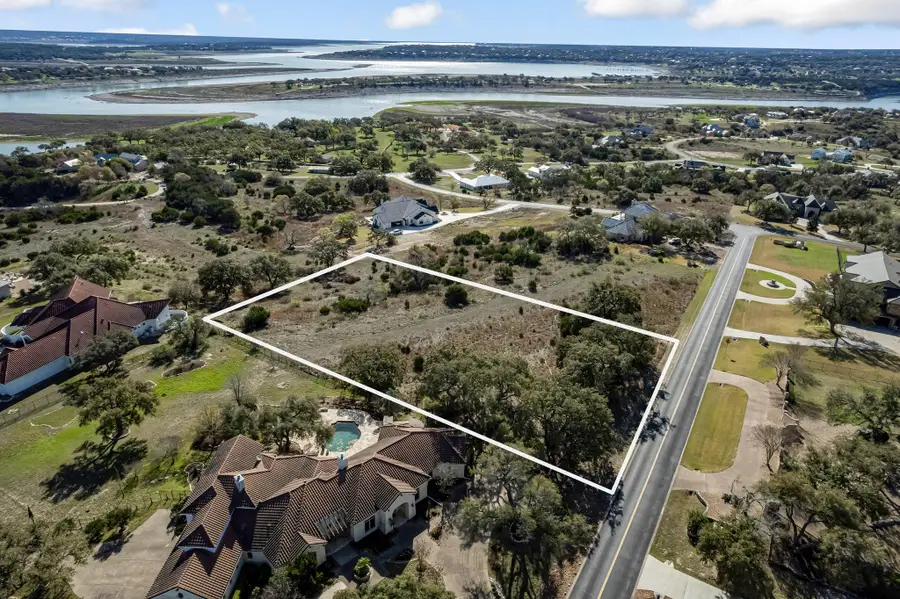 1281 Mystic Pkwy, Spring Branch, TX 78070 - Image #2