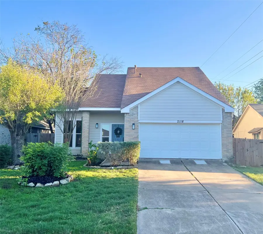 2118 Zephyr Ln, Round Rock, TX 78664 - Image #2