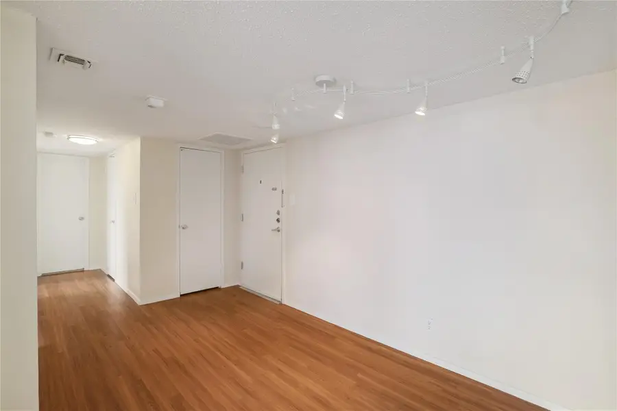 1800 Lavaca St #A508, Austin, TX 78701 - #2