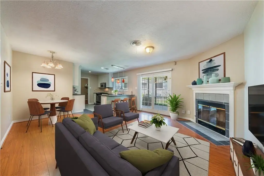 2004 Teakwood Dr, Austin, TX 78757 - Image #1