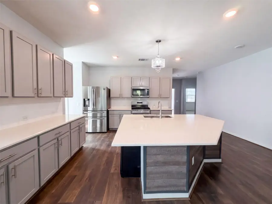 204 Florenz Ln, Georgetown, TX 78628 - #3