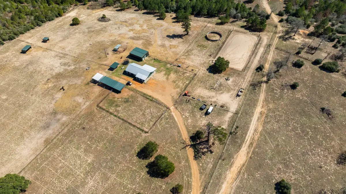 935 Highway 21 E, Bastrop, TX 78602 - #1