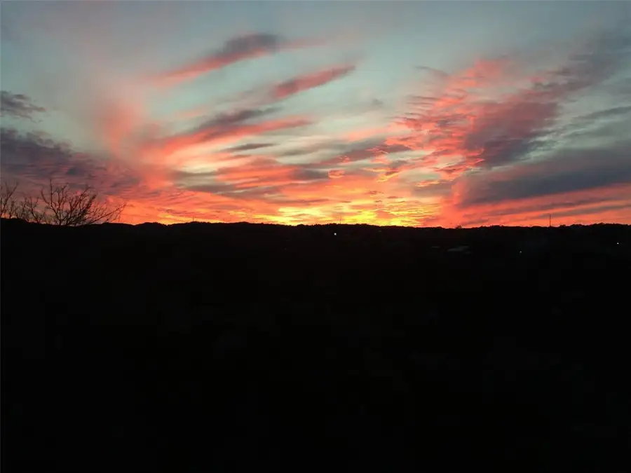 1204 Ogden Dr, Austin, TX 78733 - Image #2