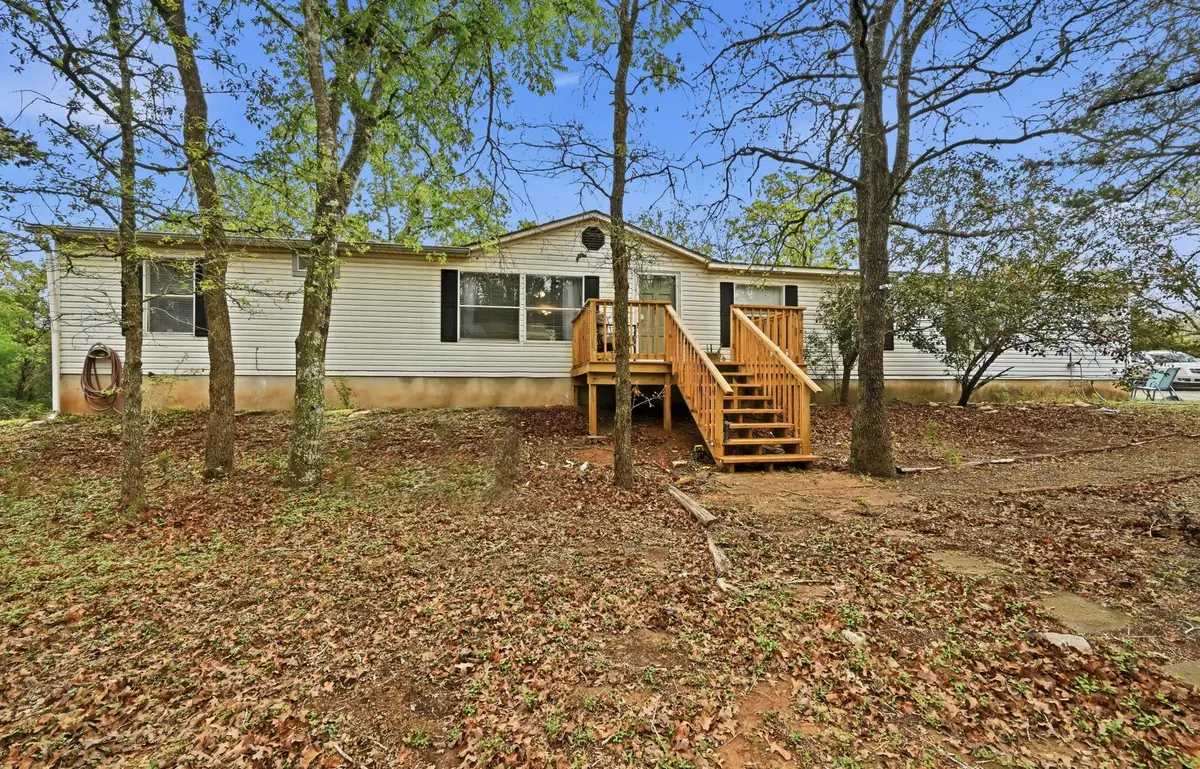 120 Green Mountain Dr, Cedar Creek, TX 78612 - #1