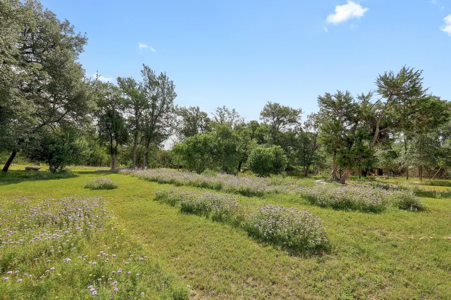 105 Arrowhead Rd, Georgetown, TX 78633 - #2