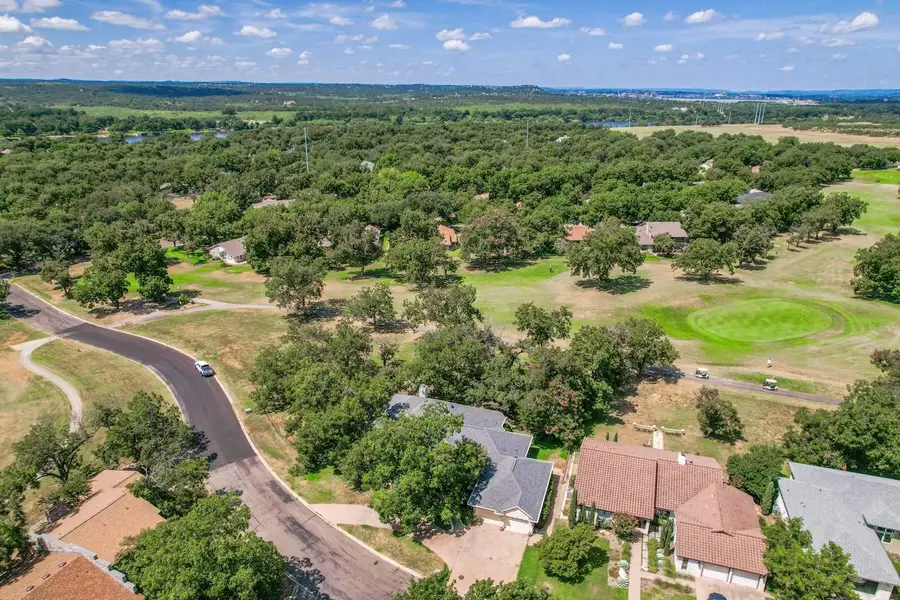 331 Olympia Fields St, Meadowlakes, TX 78654 - Image #2