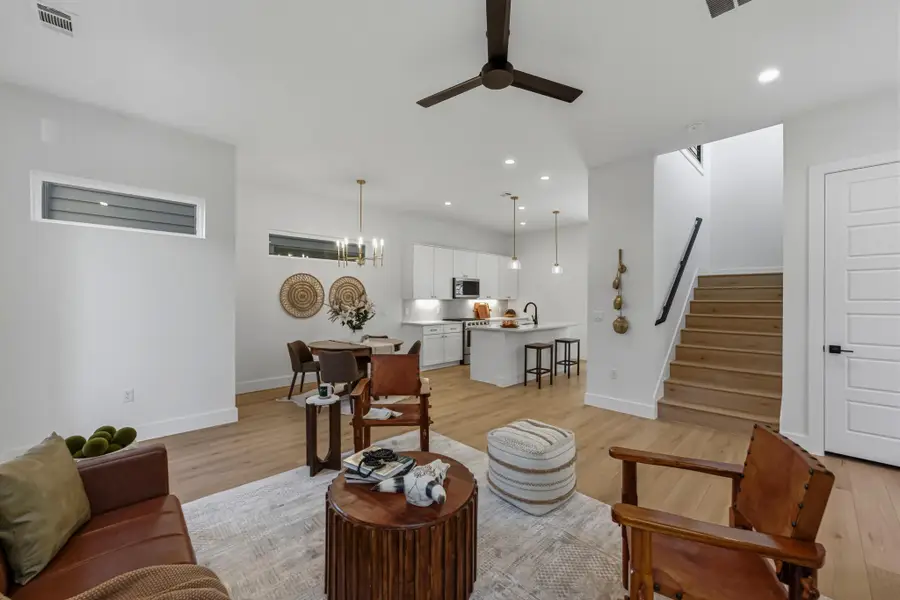 909 Calle Limon #1, Austin, TX 78702 - #2