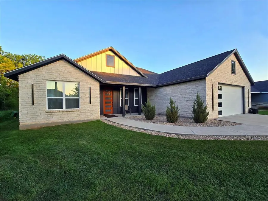 109 Kipapa Ct, Bastrop, TX 78602 - #2