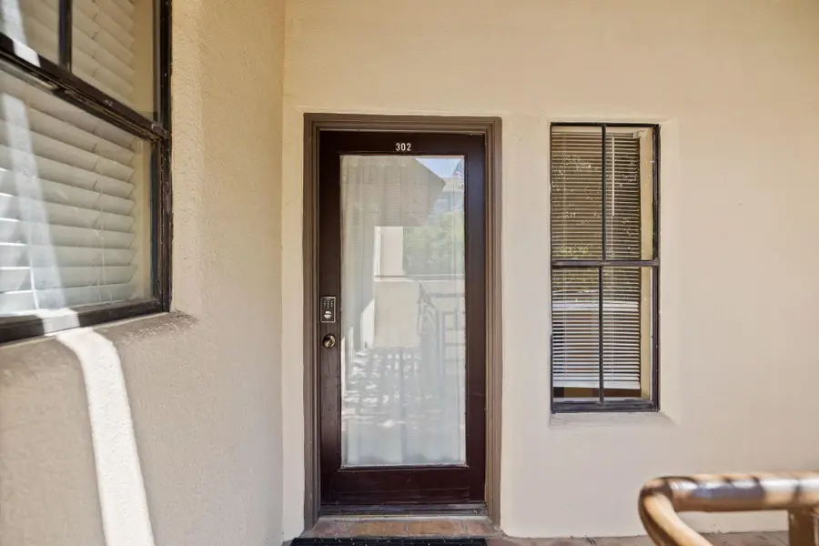 712 Graham Pl #302, Austin, TX 78705 - #3