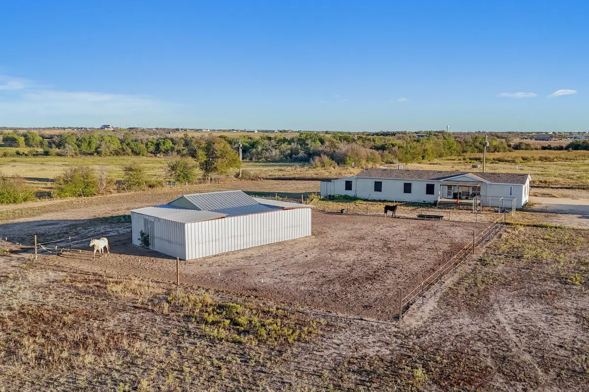 1600 County Road 465, Elgin, TX 78621 - #1