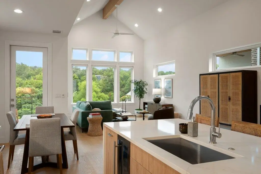 900 S 2nd St #3, Austin, TX 78704 - #1