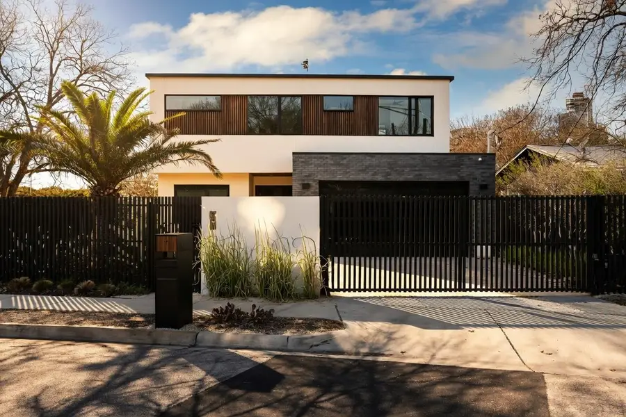 30 Chalmers Ave, Austin, TX 78702 - #2