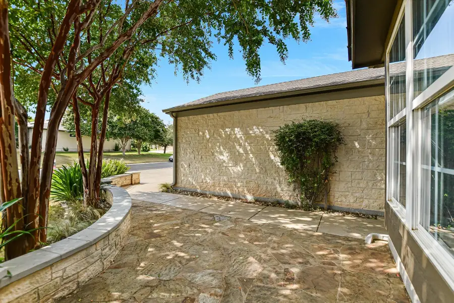 516 Independence Creek Ln, Georgetown, TX 78633 - #2