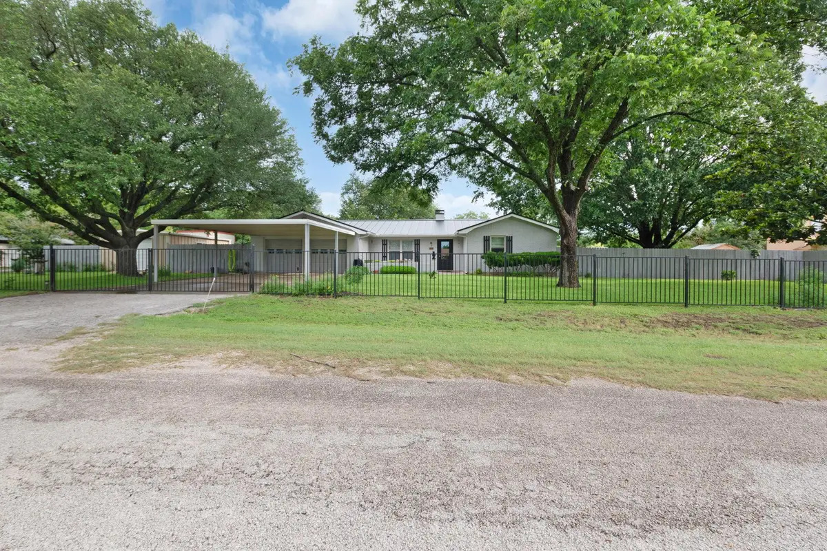 310 Cardinal Ln, Burnet, TX 78611 - Image #1