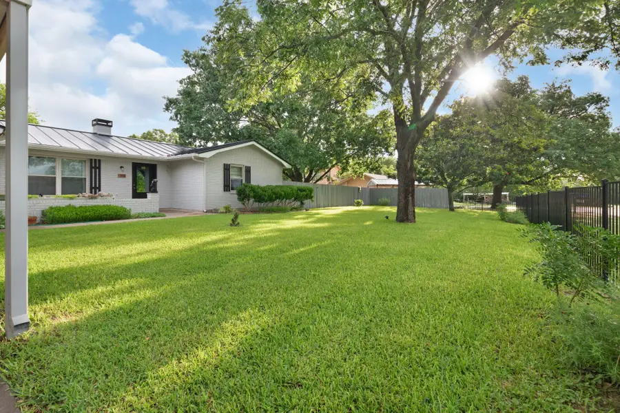 310 Cardinal Ln, Burnet, TX 78611 - Image #3