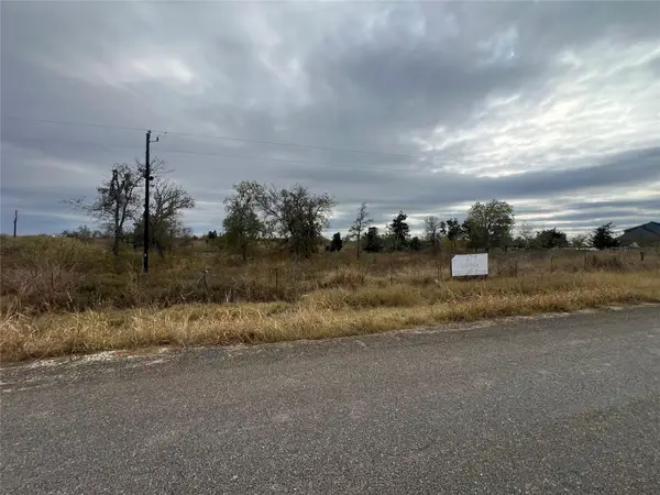 2500 NE County Road 466 Dr, Elgin, TX 78621