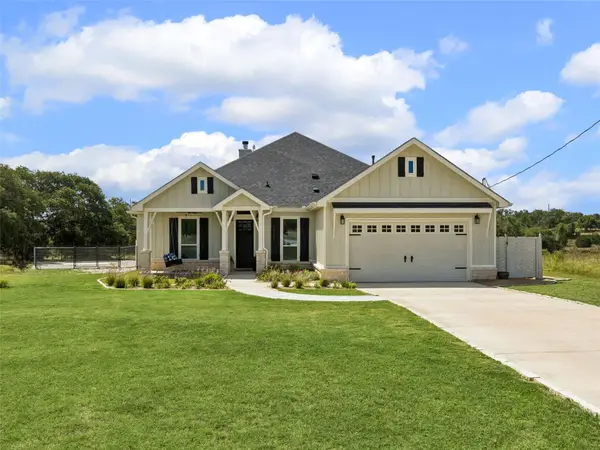 109 Serapia Garza, Blanco, TX 78606