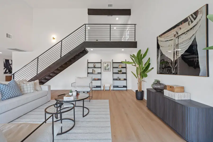 1325 Likeness Rd, Spicewood, TX 78669 - Image #3