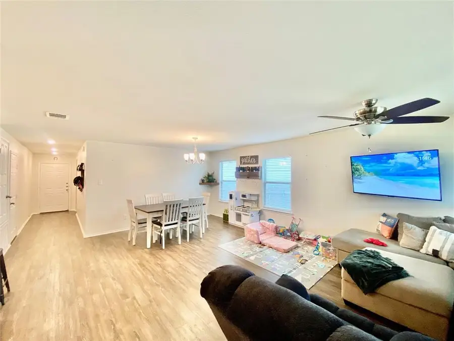 110 W Point Way, Elgin, TX 78621 - #2