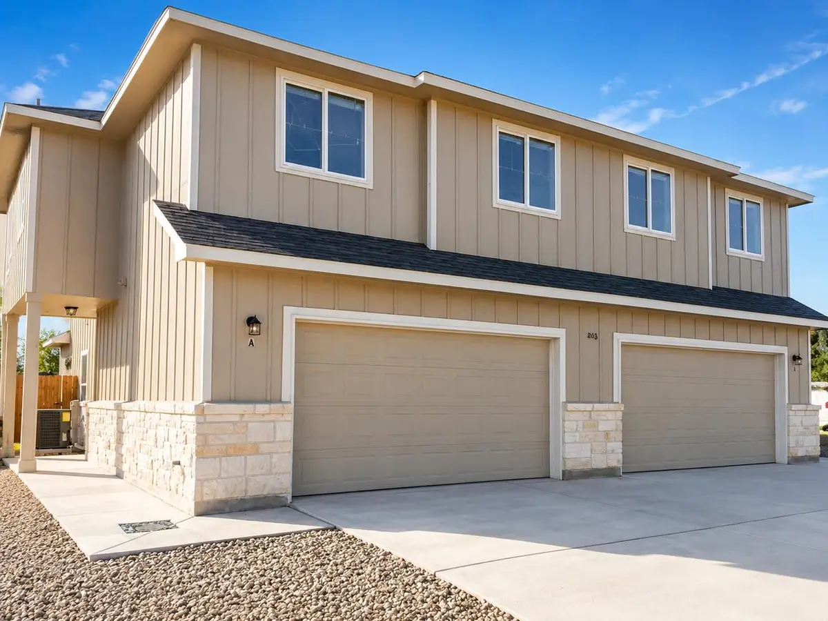 354 Carl Shipp Dr, Liberty Hill, TX 78642 - #1
