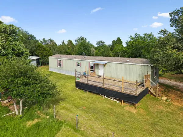 253 N County Line Rd, Elgin, TX 78621