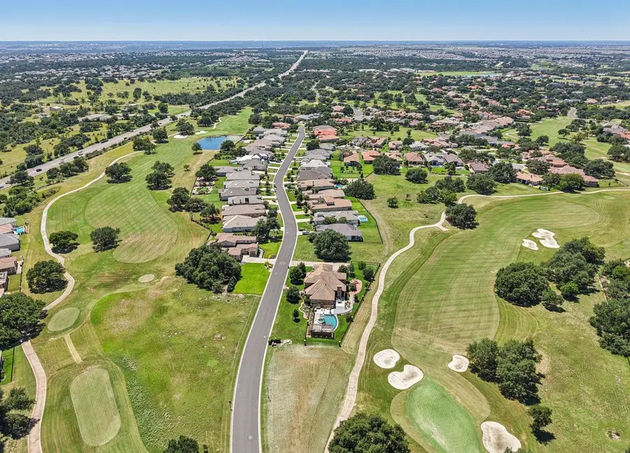 205 Indigo Ln, Georgetown, TX 78628 - Image #2