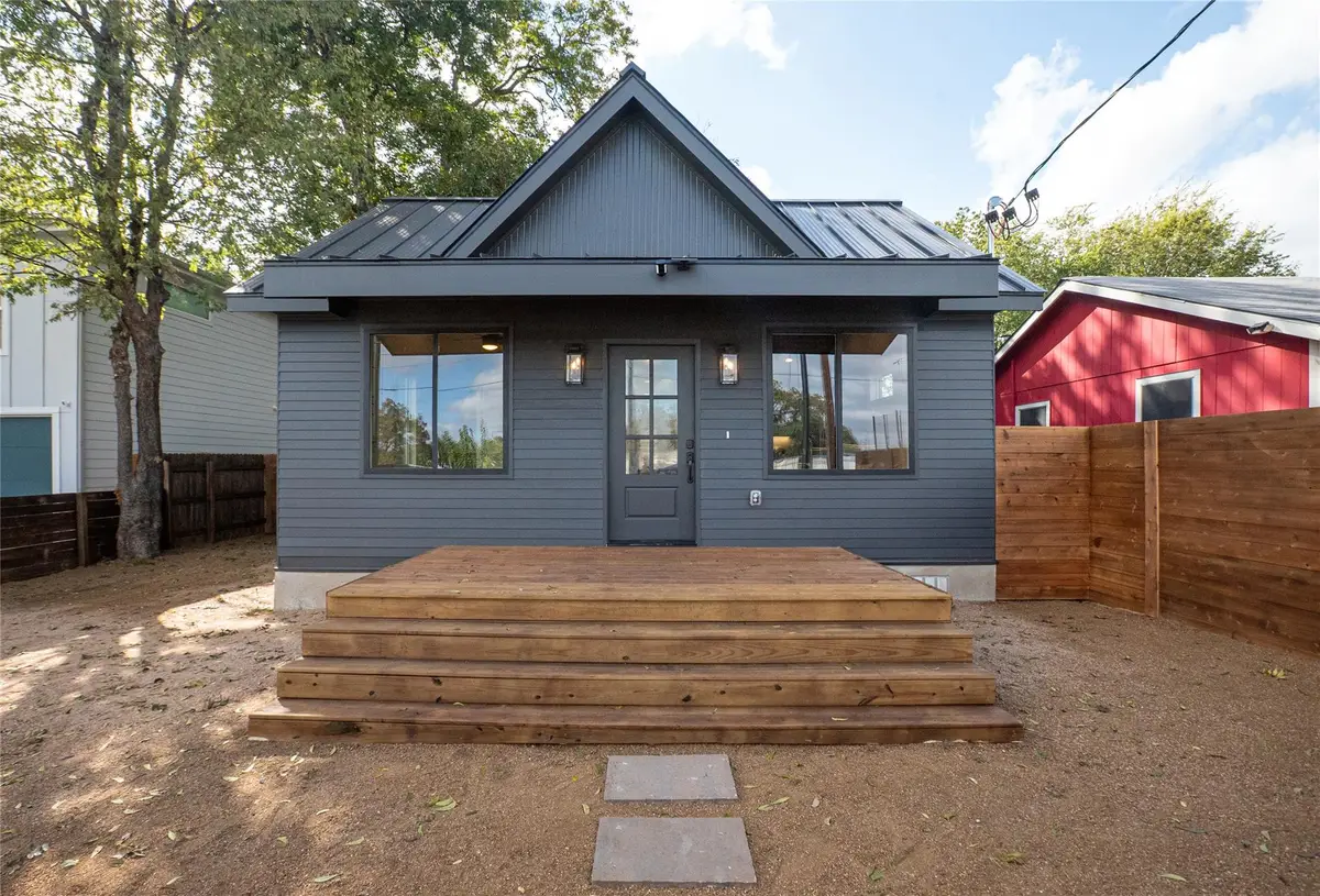 2515 Gonzales St, Austin, TX 78702 - Image #1