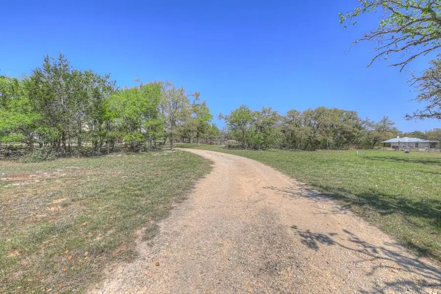 309 Oakwood Loop, San Marcos, TX 78666 - Image #3
