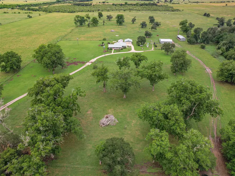 138 St. James Pl, Bastrop, TX 78602 - #3
