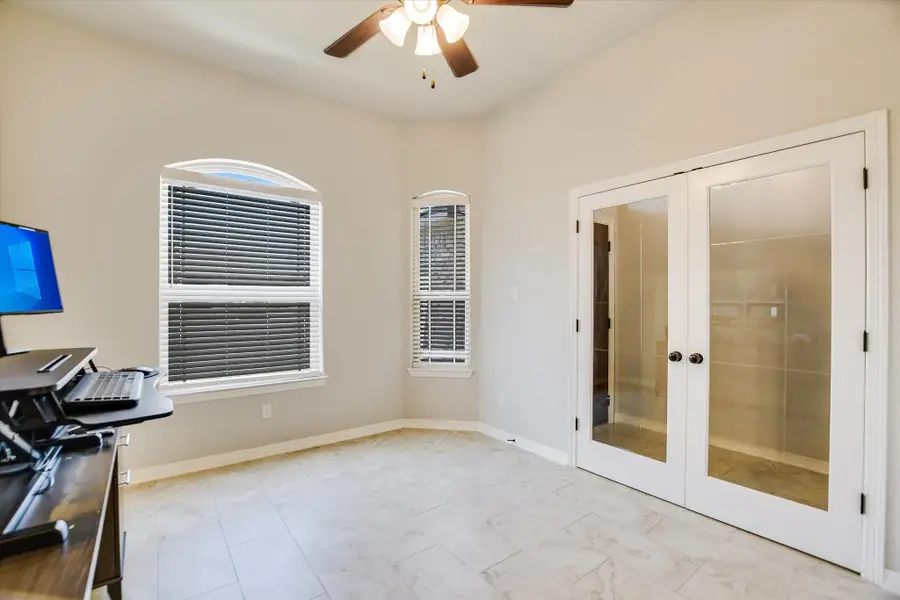 609 Holstein Dr, Belton, TX 76513 - Image #3