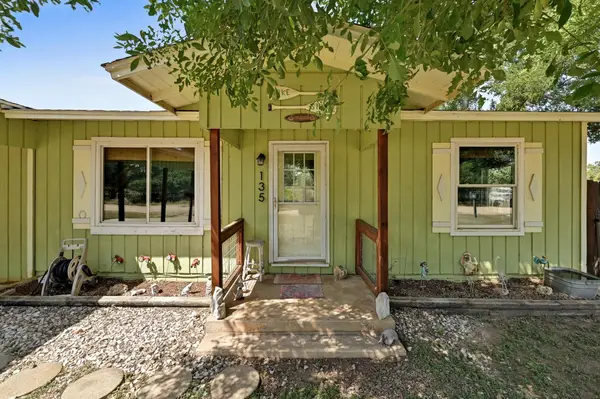 135 E Hickory Dr, Granite Shoals, TX 78654