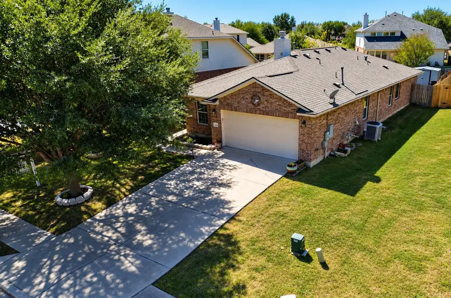 18536 Blue Pond Dr, Pflugerville, TX 78660 - #3