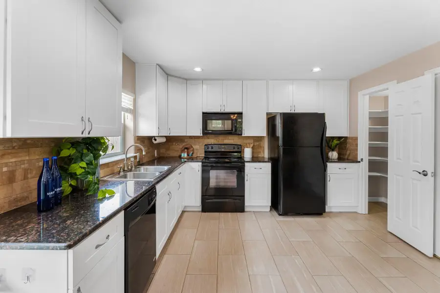 13323 Villa Park Dr Unit B, Austin, TX 78729 - #2