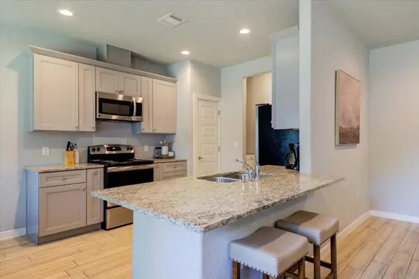 21414 Santa Carlo Ave, Lago Vista, TX 78645