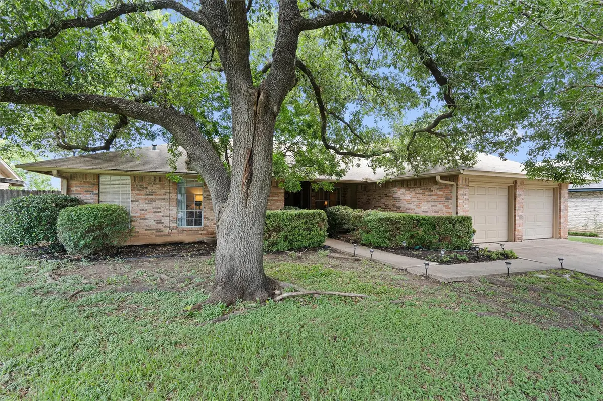2714 Thrushwood Dr, Austin, TX 78757 - Image #1
