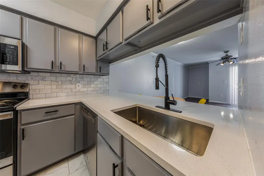 501 W 26th St #103, Austin, TX 78705 - #3