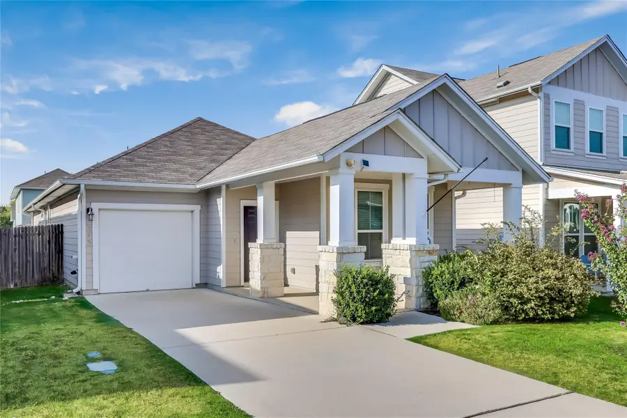 245 E Broade St, Leander, TX 78641 - #2