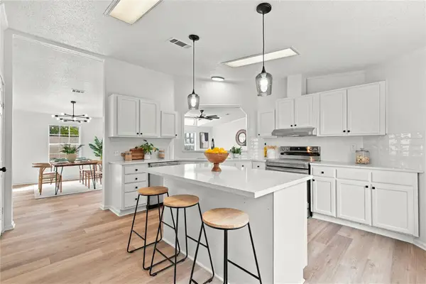203 S Ocatillo Ln, Georgetown, TX 78633