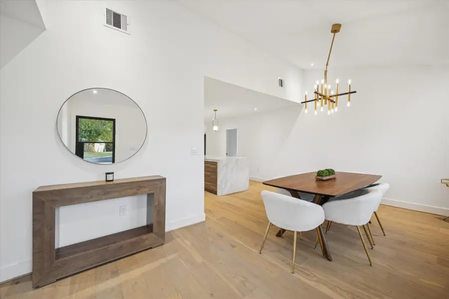 1611 Ridgehaven Dr, Austin, TX 78723 - Image #3