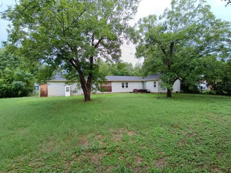 112 W Ila St, Elgin, TX 78621 - Image #3