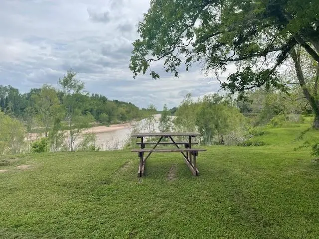 9202 N Fm 331, Bellville, TX 77418 - Image #3
