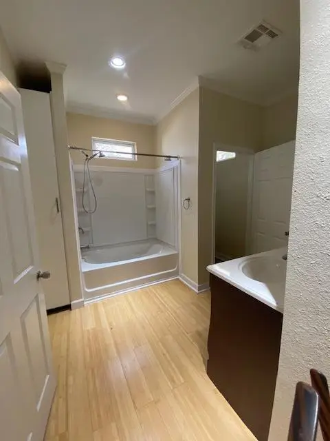 1034 Magnolia St, Lockhart, TX 78644 - Image #3