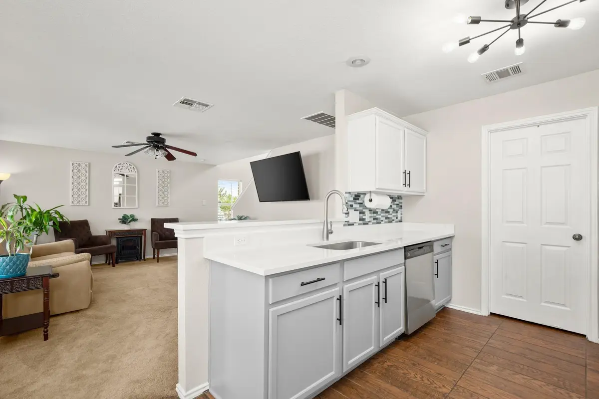 216 Sweet Leaf Ln, Pflugerville, TX 78660 - Image #1