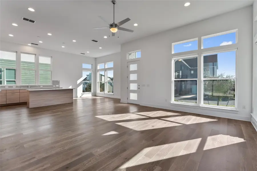 6300 Toscana Ave, Austin, TX 78724 - #2