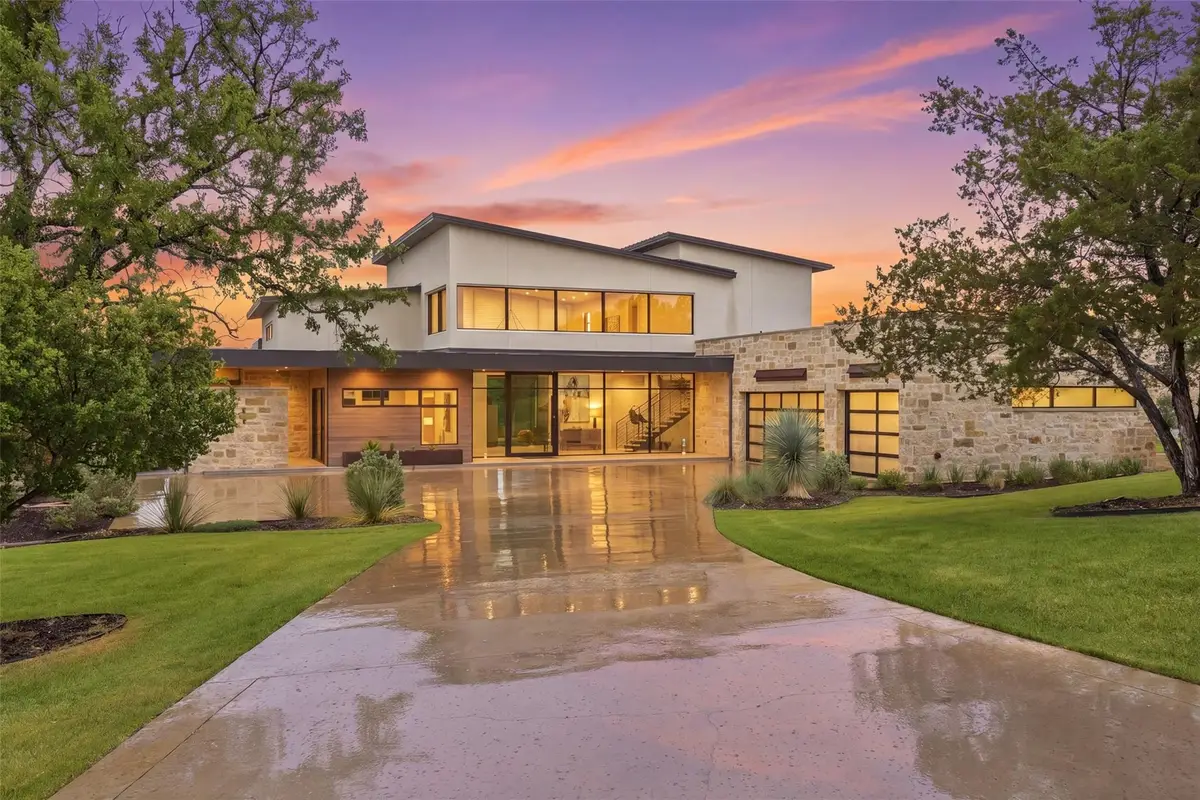 814 The Trails Pkwy, Horseshoe Bay, TX 78657 - #1