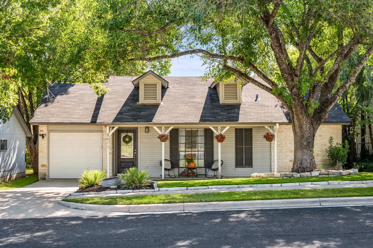 8611 United Kingdom Dr, Austin, TX 78748 - #1